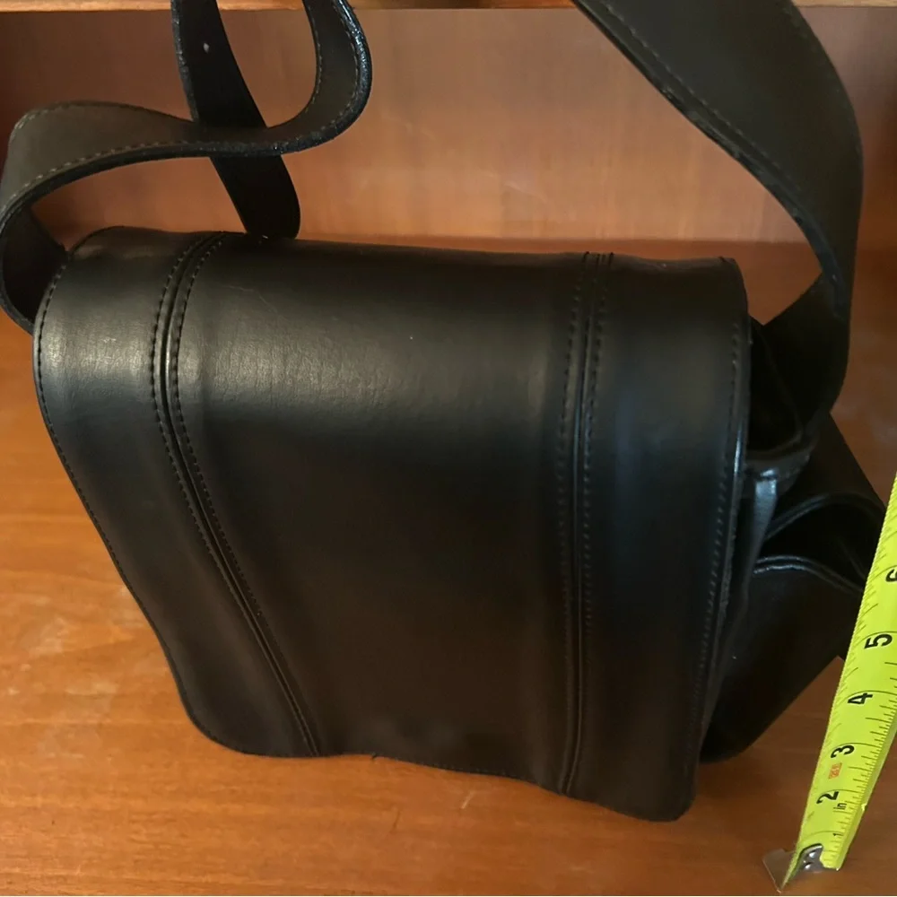 Elegant Black Women’s Bag